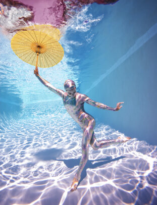 undewater study by howard schatz