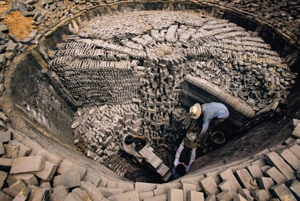 workers make bricks 