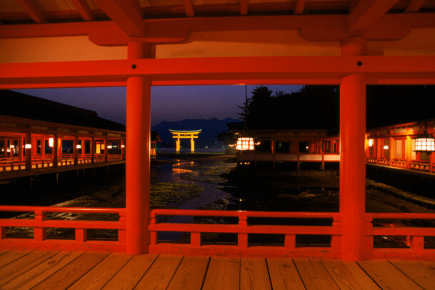 Night view of the giant vermillion 